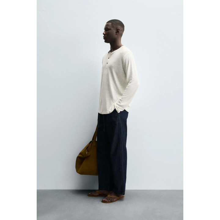 ФУТБОЛКА С ВОРОТНИКОМ НА ПУГОВИЦАХ ИЗ КОНОПЛИ И ВИСКОЗЫ