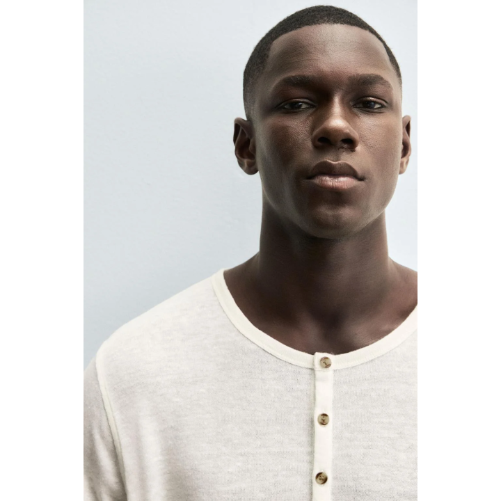 ФУТБОЛКА С ВОРОТНИКОМ НА ПУГОВИЦАХ ИЗ КОНОПЛИ И ВИСКОЗЫ