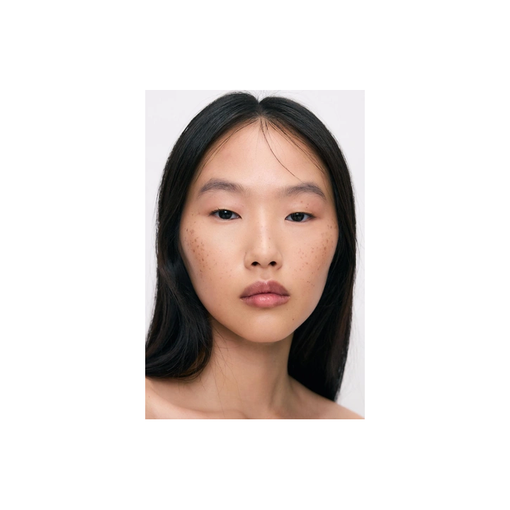 TINTED MOISTURISER WITH SPF 50