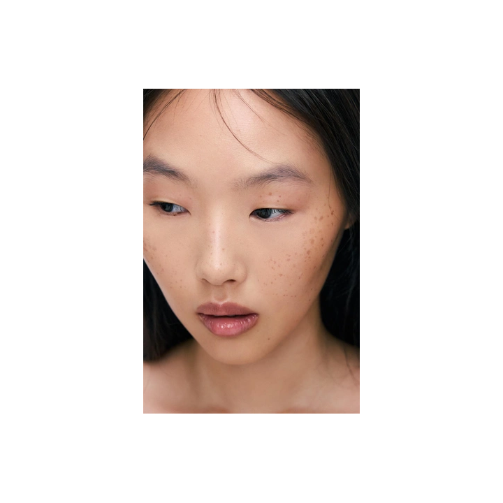 TINTED MOISTURISER WITH SPF 50