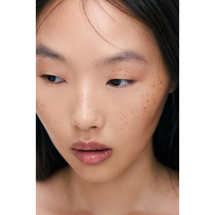 TINTED MOISTURISER WITH SPF 50