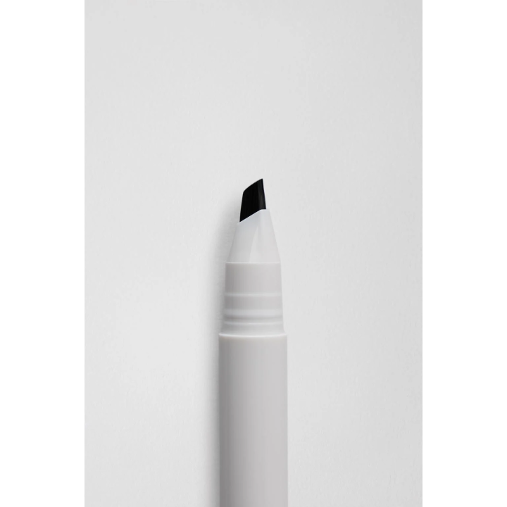 EYEBROW PENCIL