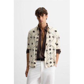 РУБАШКА С КОНТРАСТНЫМ ПРИНТОМ