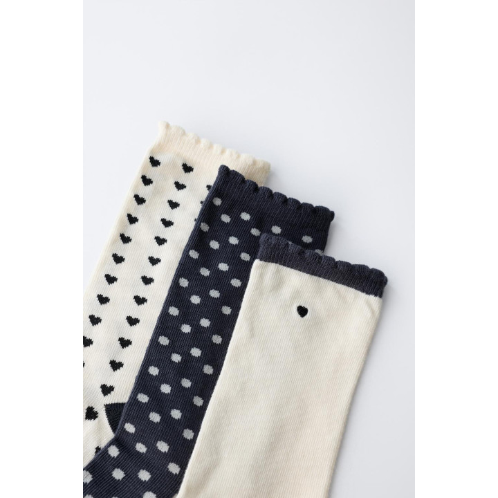 НАБОР ИЗ ТРЕХ ПАР НОСКОВ С СЕРДЕЧКАМИ И ГОРОШКОМ