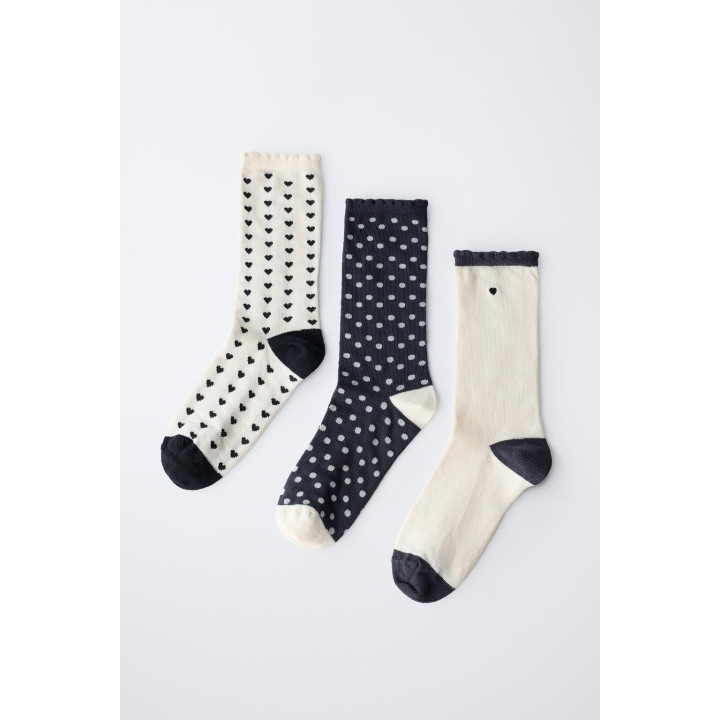 НАБОР ИЗ ТРЕХ ПАР НОСКОВ С СЕРДЕЧКАМИ И ГОРОШКОМ