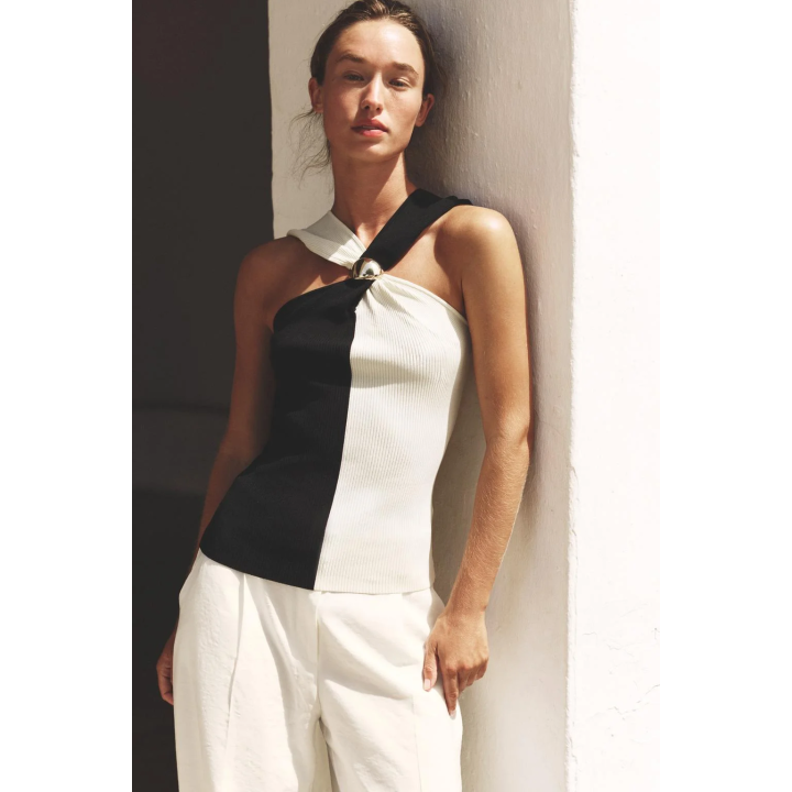 ТРИКОТАЖНЫЙ ТОП ХАЛТЕР С ОТДЕЛКОЙ