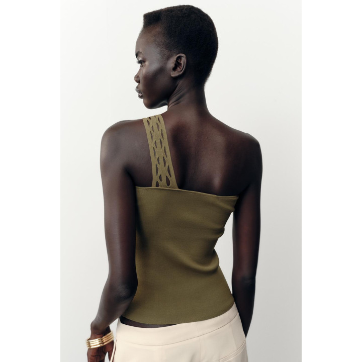 ТРИКОТАЖНЫЙ ТОП АСИММЕТРИЧНОГО КРОЯ