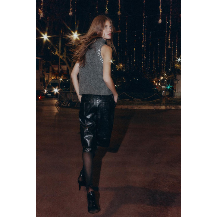 Топ из шерстяного микса со стразами