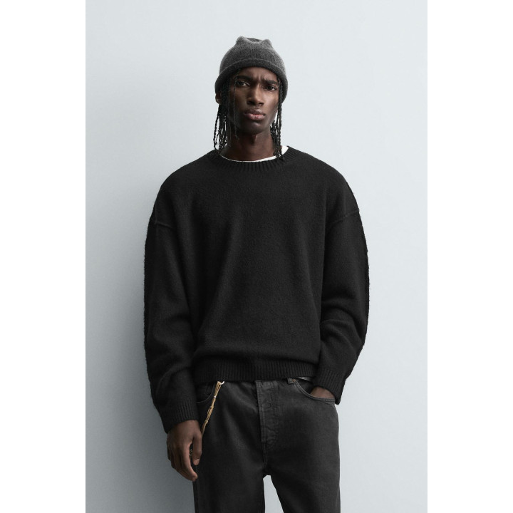 СВИТЕР С РЕЛЬЕФНЫМИ ШВАМИ