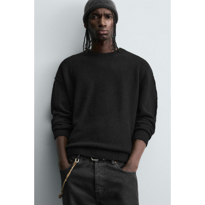 СВИТЕР С РЕЛЬЕФНЫМИ ШВАМИ