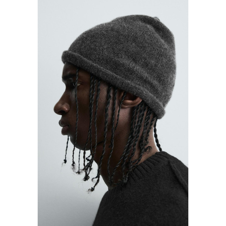 СВИТЕР С РЕЛЬЕФНЫМИ ШВАМИ