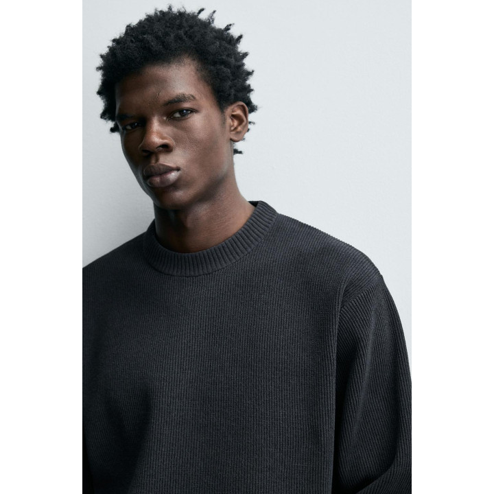 СВИТЕР ИЗ ШЕНИЛЛОВОЙ ТКАНИ С РЕЛЬЕФНЫМ УЗОРОМ