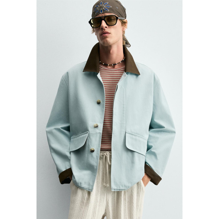 КУРТКА С КОНТРАСТНЫМ ВОРОТНИКОМ