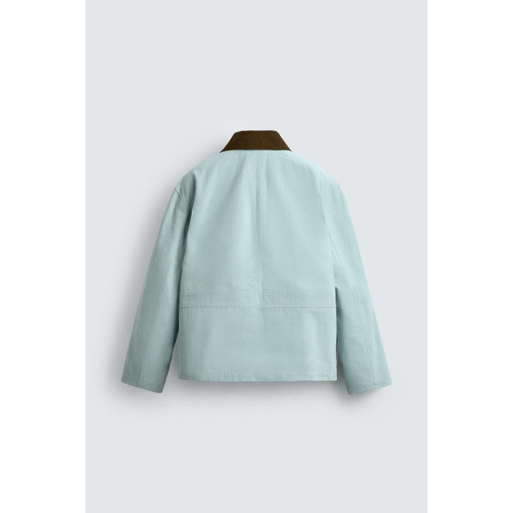 КУРТКА С КОНТРАСТНЫМ ВОРОТНИКОМ