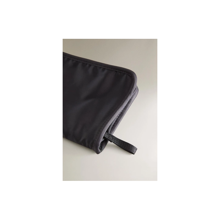 SATEEN OBJECT HOLDER WASH BAG