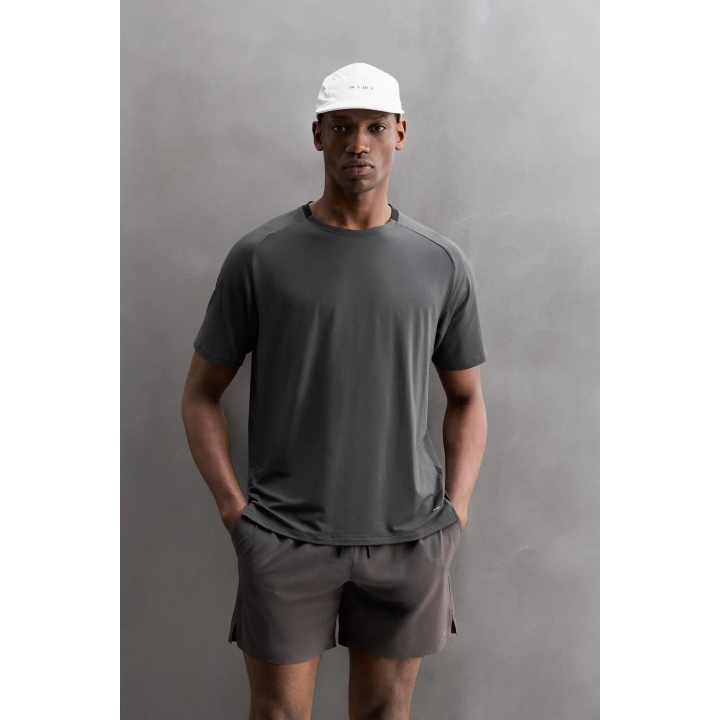 БАЗОВАЯ СПОРТИВНАЯ ФУТБОЛКА