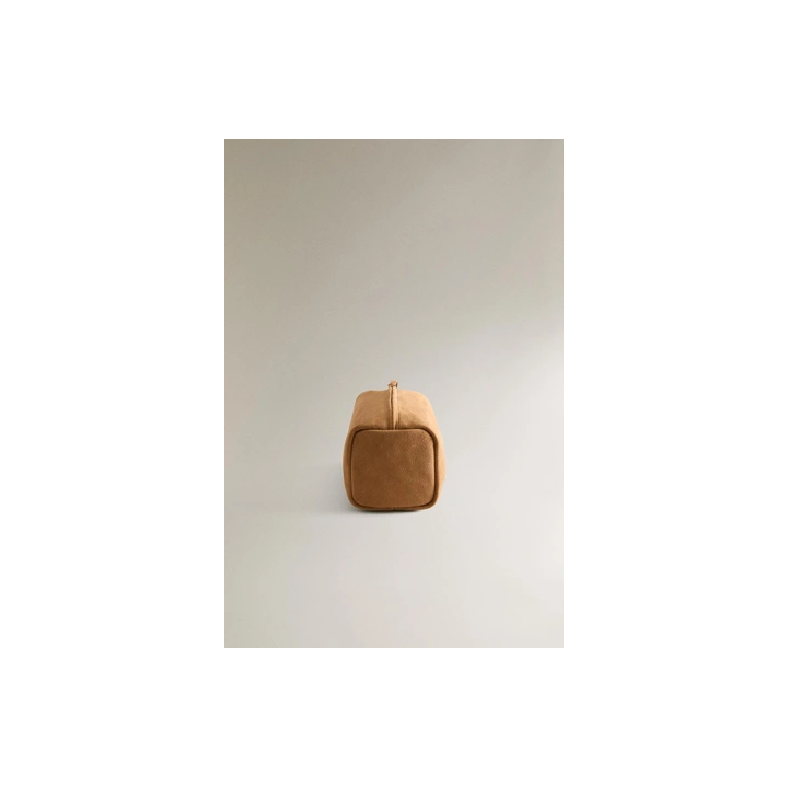 SOFT LEATHER WASH BAG