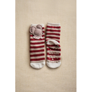 Детские носки с мышкой на рождество