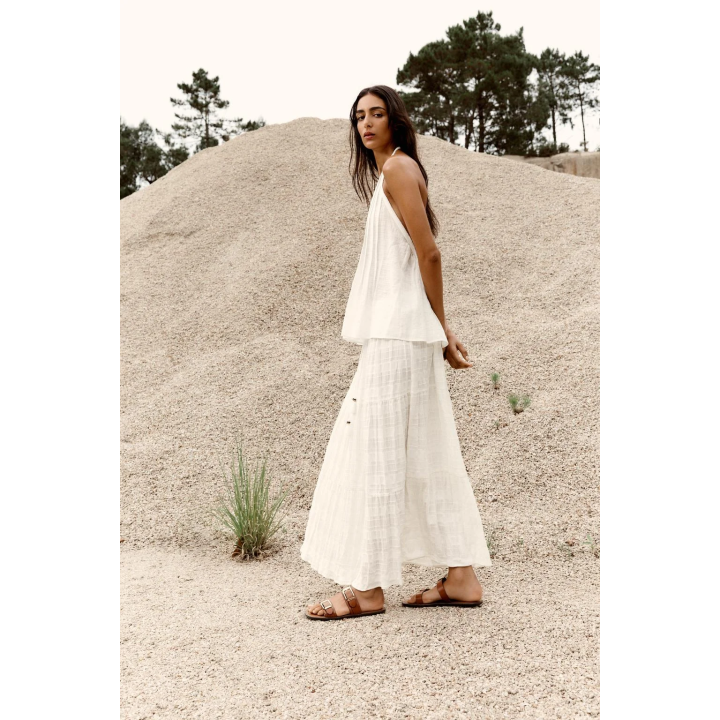 ТОП С ГОРЛОВИНОЙ ХАЛТЕР И ОТКРЫТОЙ СПИНОЙ