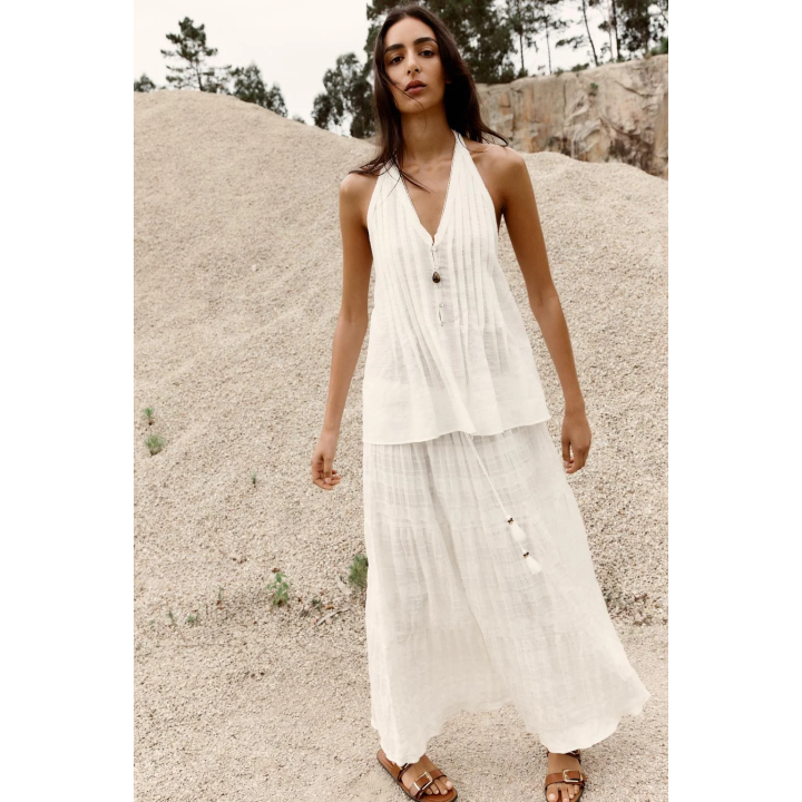 ТОП С ГОРЛОВИНОЙ ХАЛТЕР И ОТКРЫТОЙ СПИНОЙ