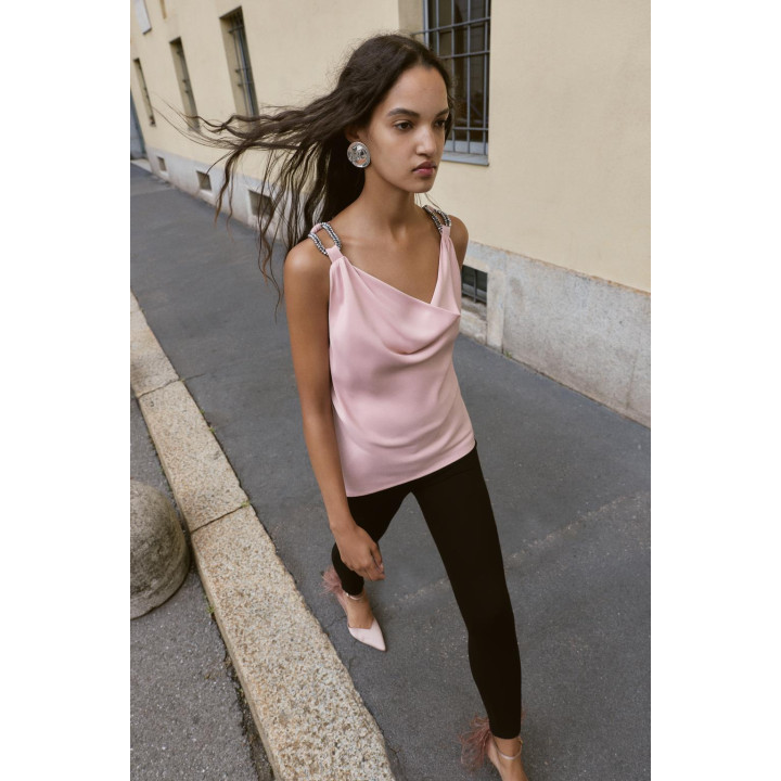 Топ с бисером из атласа