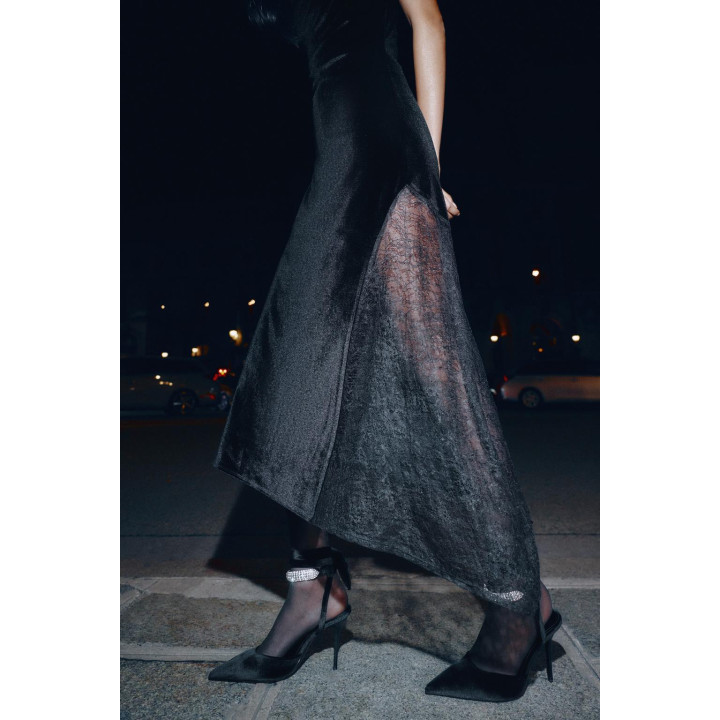 БАРХАТНОЕ ПЛАТЬЕ МИДИ С КРУЖЕВОМ