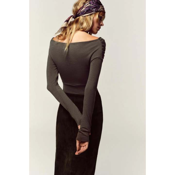 Топ с драпированным декольте