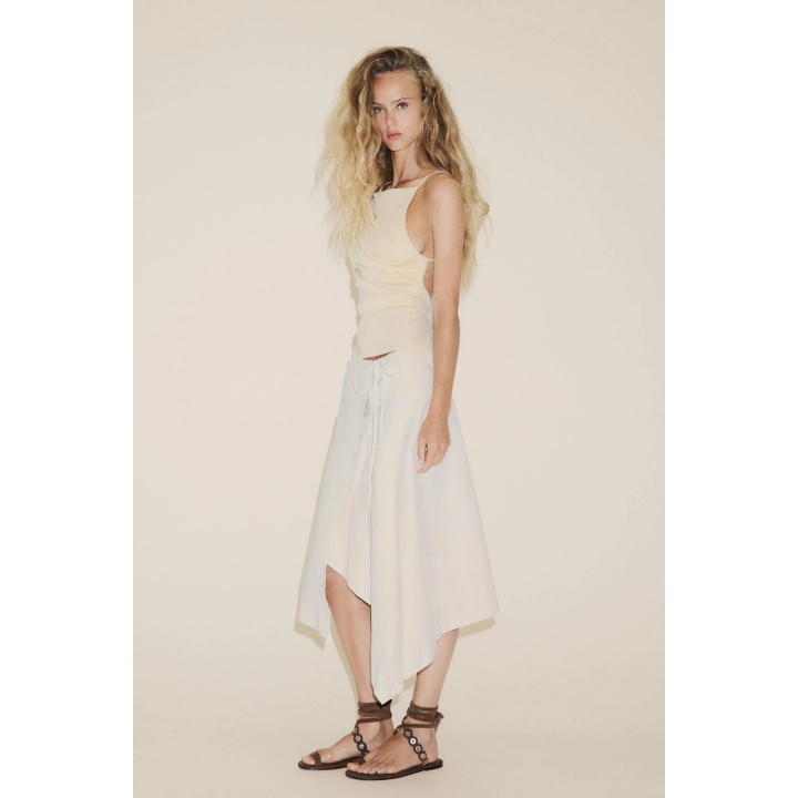 ТОП СО СКЛАДКАМИ И ОТКРЫТОЙ СПИНОЙ