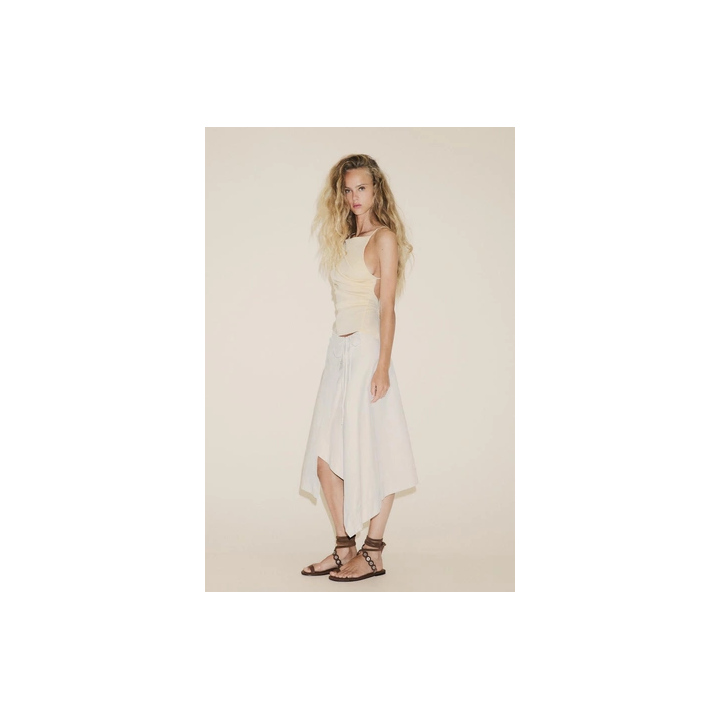 ТОП СО СКЛАДКАМИ И ОТКРЫТОЙ СПИНОЙ