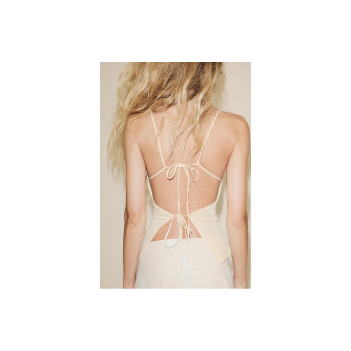 ТОП СО СКЛАДКАМИ И ОТКРЫТОЙ СПИНОЙ