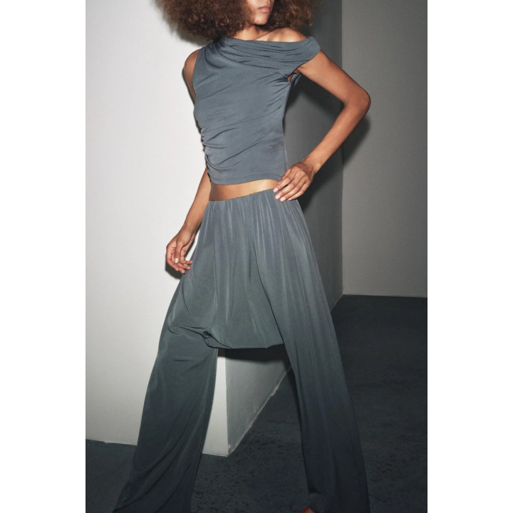 ТОП ИЗ КРЕПА СО СБОРКАМИ