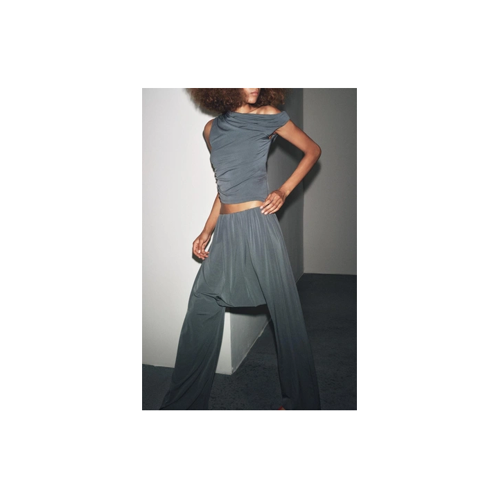 ТОП ИЗ КРЕПА СО СБОРКАМИ