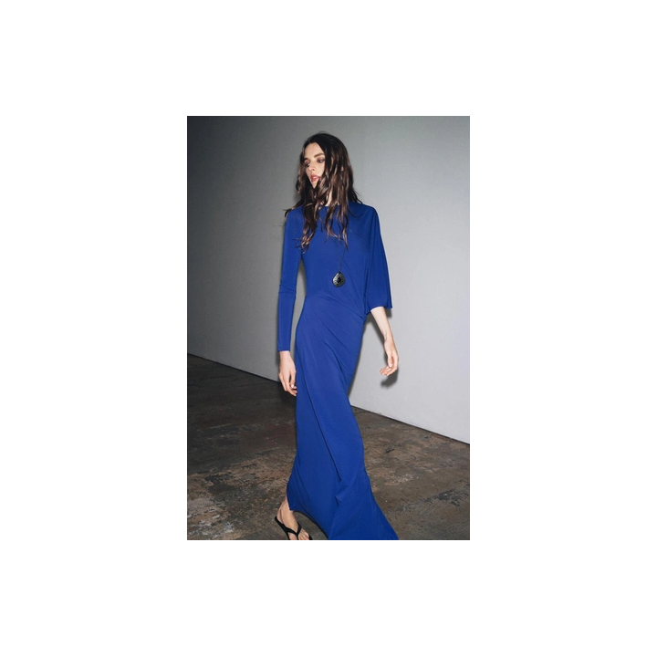 ДЛИННОЕ АСИММЕТРИЧНОЕ ПЛАТЬЕ