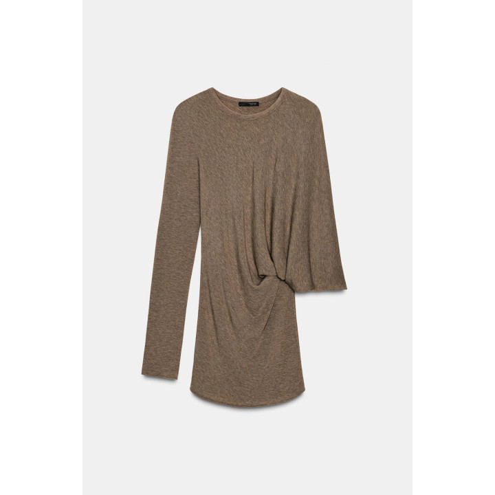 Асимметричный топ с накидкой