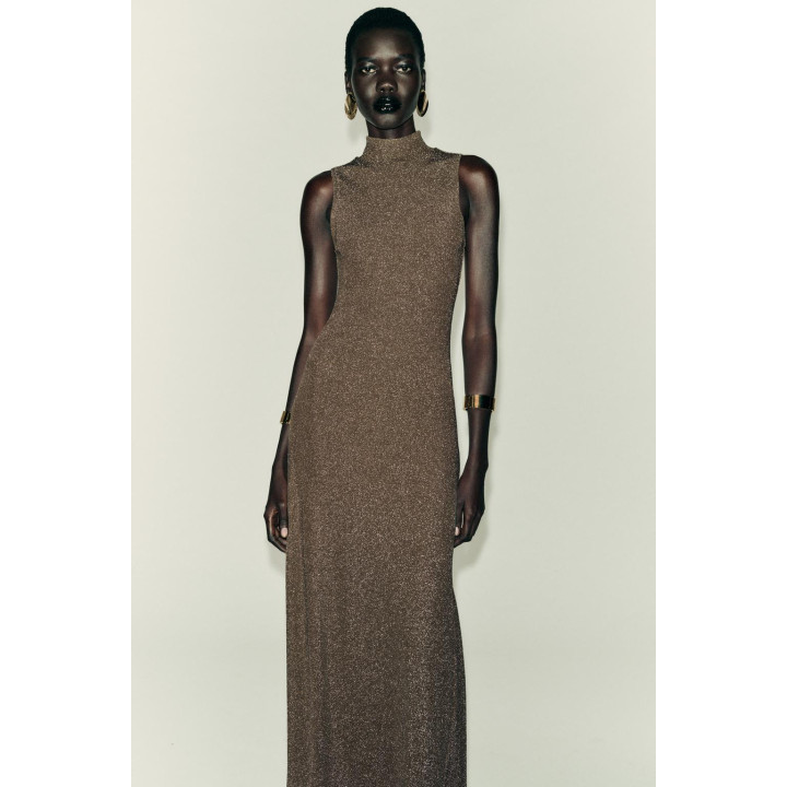 ПЛАТЬЕ БЕЗ РУКАВОВ С МЕТАЛЛИЗИРОВАННОЙ НИТЬЮ