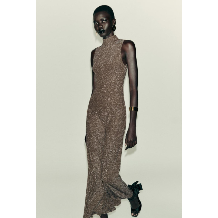 ПЛАТЬЕ БЕЗ РУКАВОВ С МЕТАЛЛИЗИРОВАННОЙ НИТЬЮ