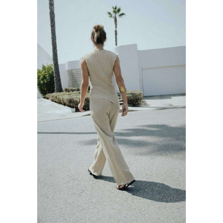 ТОП АСИММЕТРИЧНОГО КРОЯ С ТЕКСТУРОЙ