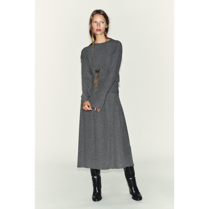 МЯГКОЕ ПЛАТЬЕ С ПОЯСОМ