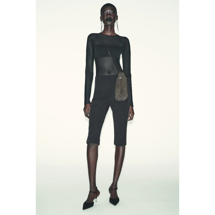 БОДИ ИЗ ТЮЛЯ КОНТРАСТНОГО ЦВЕТА