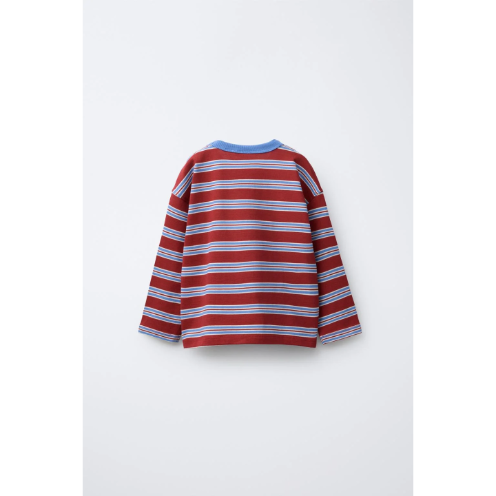 Футболка с вышивкой полосками