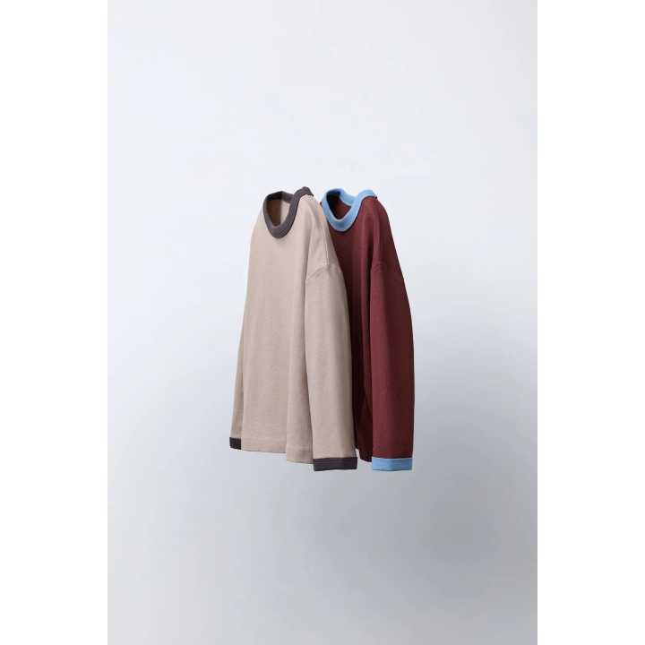 Набор из двух простых футболок с контрастными оборками