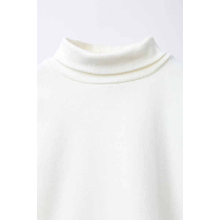 ФУТБОЛКА С ВЫСОКИМ ВОРОТНИКОМ