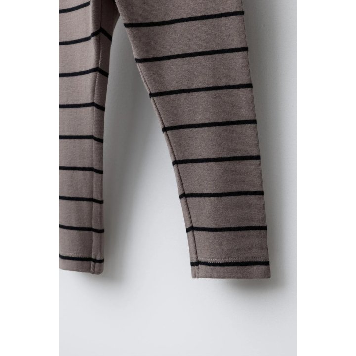 Полосатые леггинсы