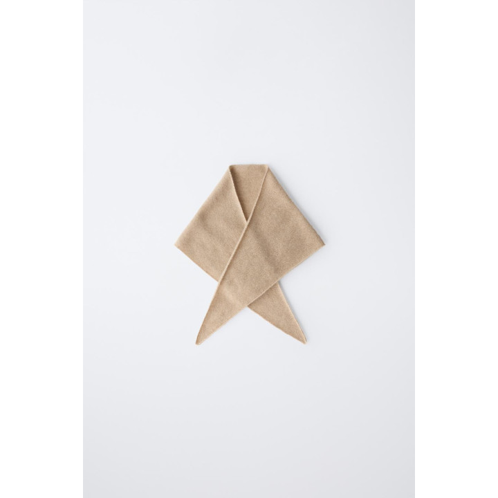 ТРЕУГОЛЬНЫЙ ШАРФ ИЗ 100% КАШЕМИРА