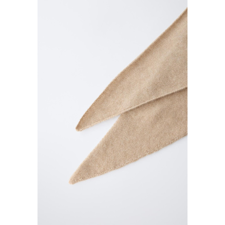 ТРЕУГОЛЬНЫЙ ШАРФ ИЗ 100% КАШЕМИРА