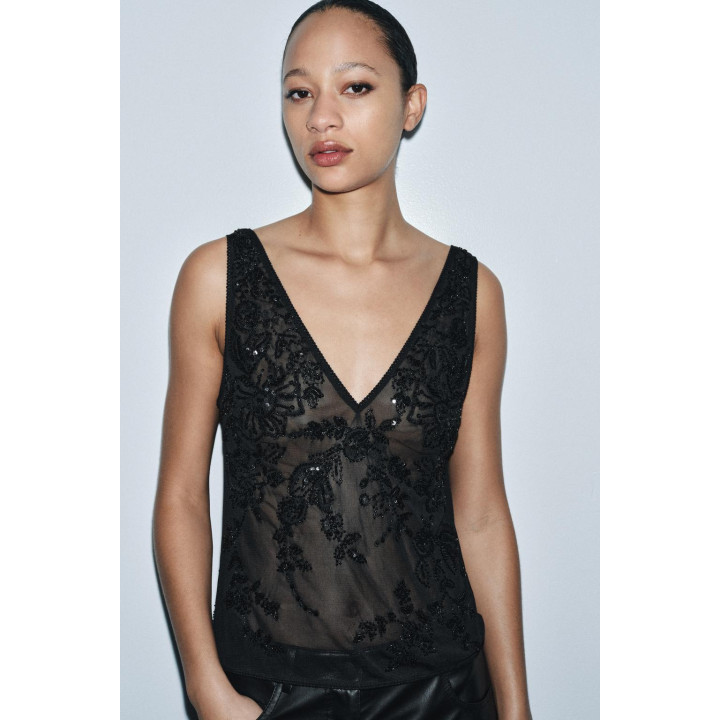 ТОП НА БРЕТЕЛЯХ ИЗ ВЫШИТОГО ТЮЛЯ