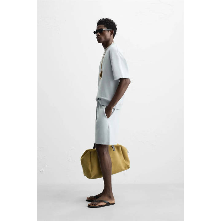 ШОРТЫ INTERLOCK ИЗ РЕЛЬЕФНОЙ ТКАНИ