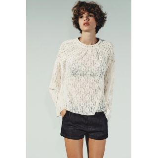 ТОП С КРУЖЕВОМ И ЗАКЛЕПКАМИ