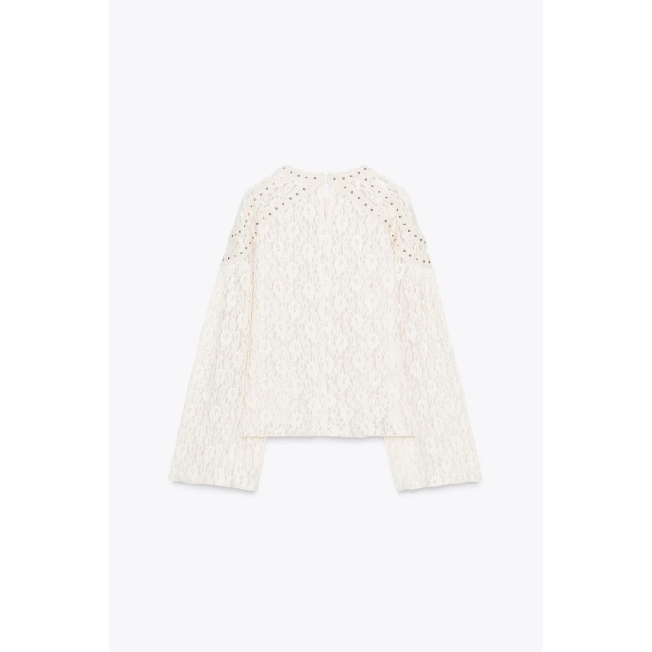 ТОП С КРУЖЕВОМ И ЗАКЛЕПКАМИ