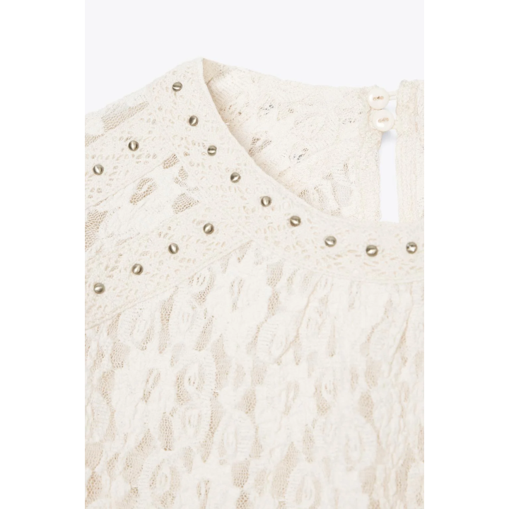 ТОП С КРУЖЕВОМ И ЗАКЛЕПКАМИ